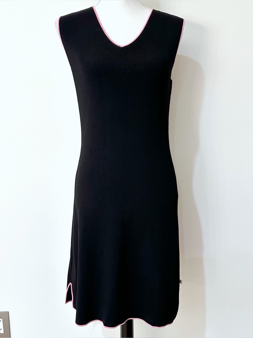 Vertigo Paris Sleeveless Sweater Knit Dress Black Size Medium